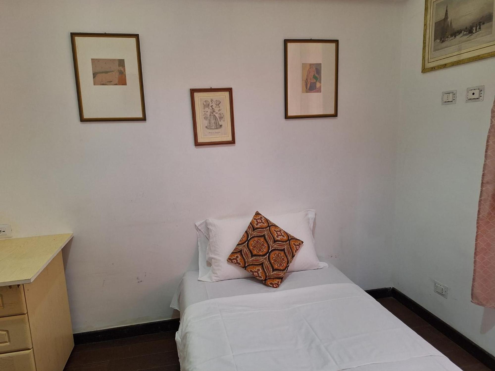 Casa Fanti 57 Hostel Рим Екстериор снимка