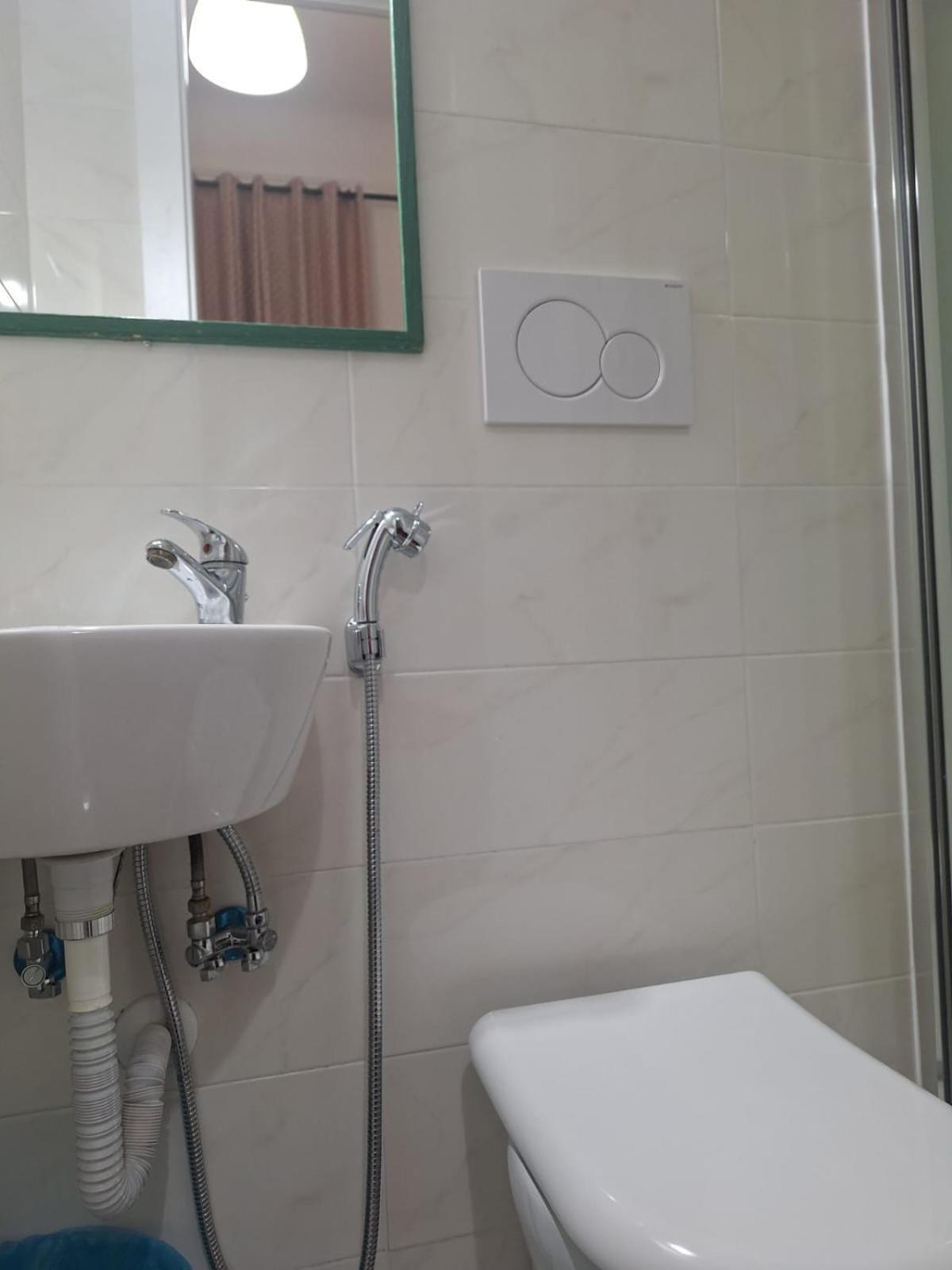 Casa Fanti 57 Hostel Рим Екстериор снимка