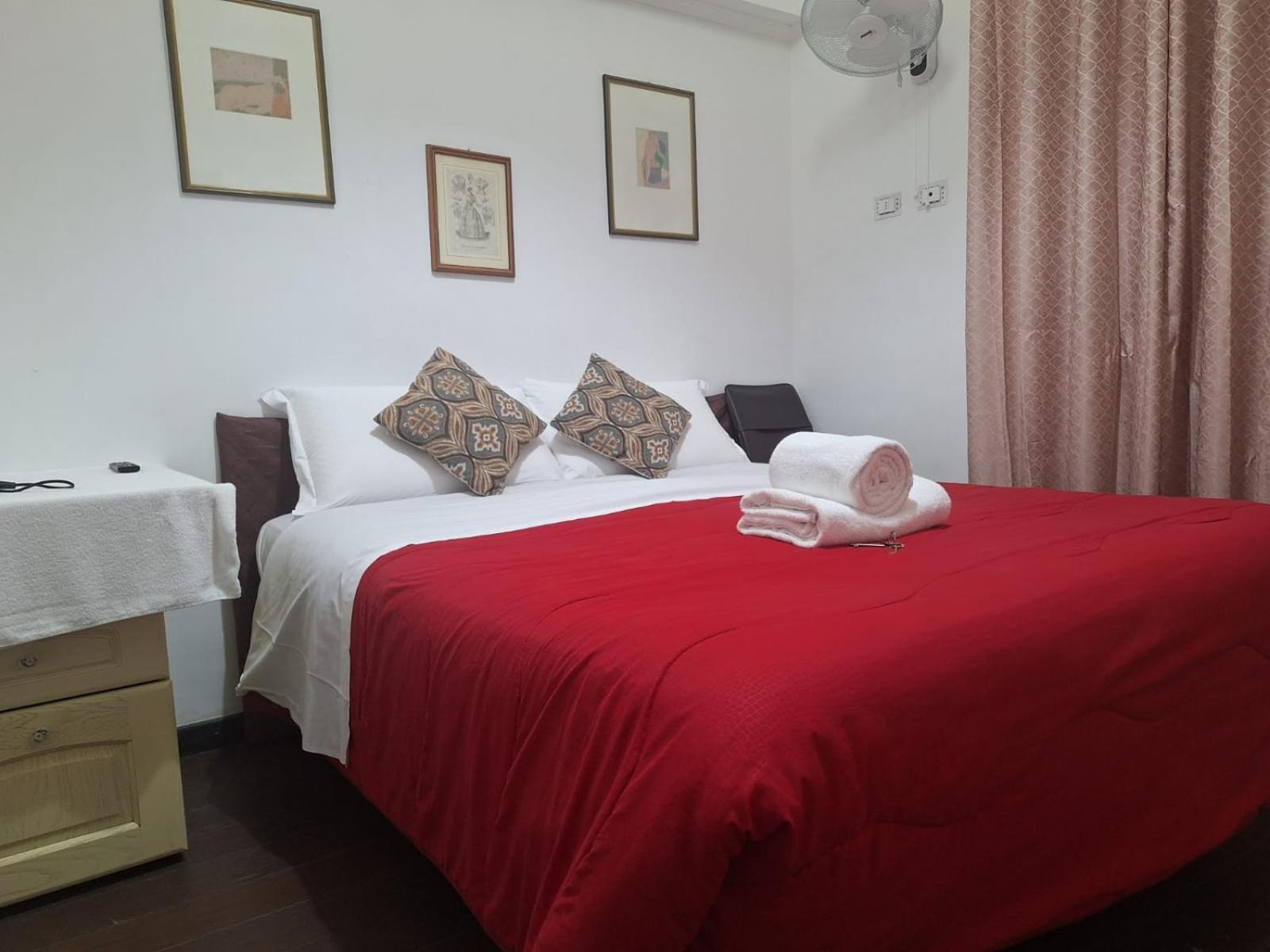 Casa Fanti 57 Hostel Рим Екстериор снимка