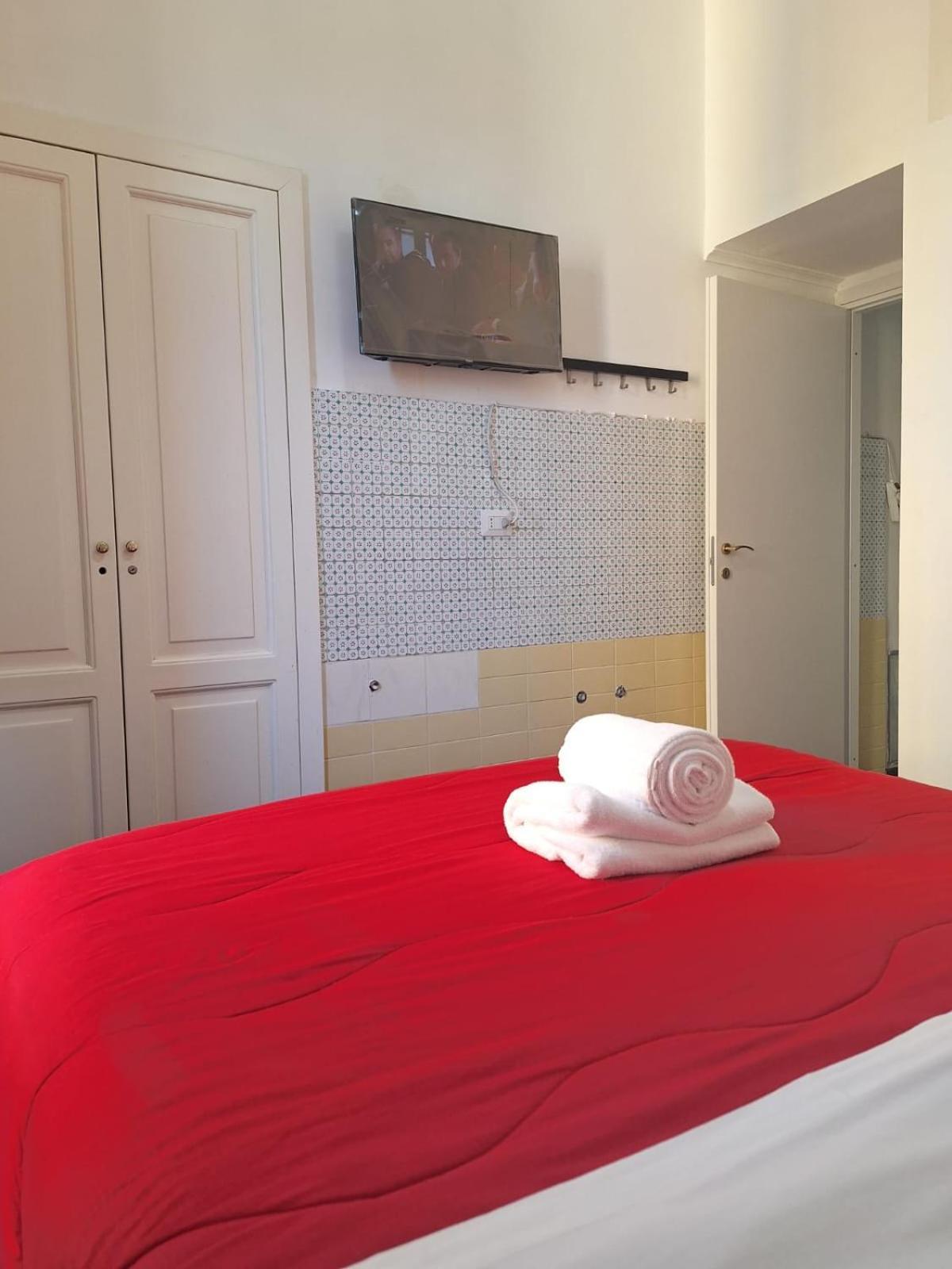 Casa Fanti 57 Hostel Рим Екстериор снимка