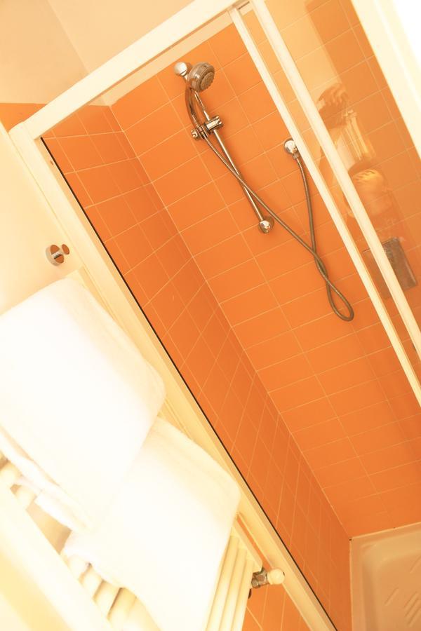 Casa Fanti 57 Hostel Рим Екстериор снимка